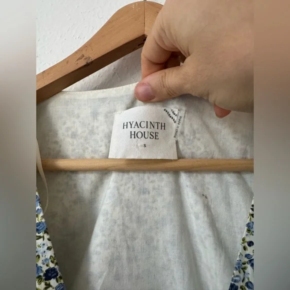 Tuckernuck Hyacinth House Meadow Floral Puff Sleeve Ruffle Dress - Picture 6 of 9